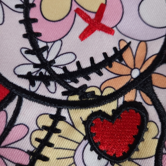 BKYS Black Keys Lucky Charm Embroidered Bunny Red Hoodie Mens Size XL - Picture 6 of 6